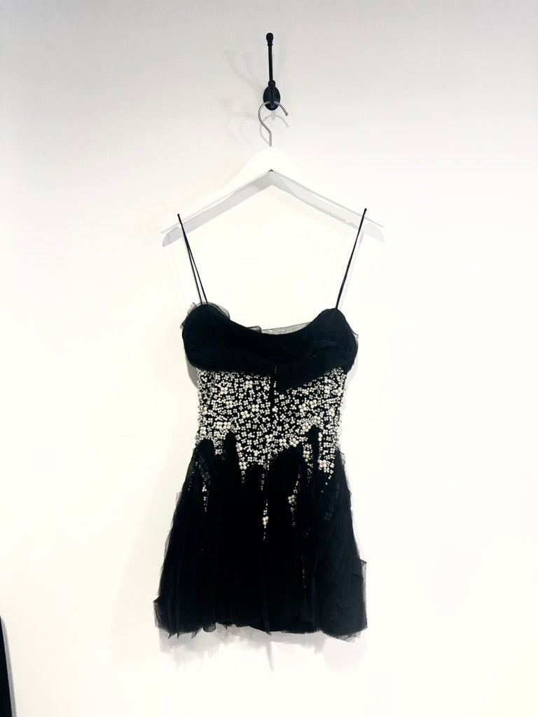 BLACK RUFFLE PEARL DRESS