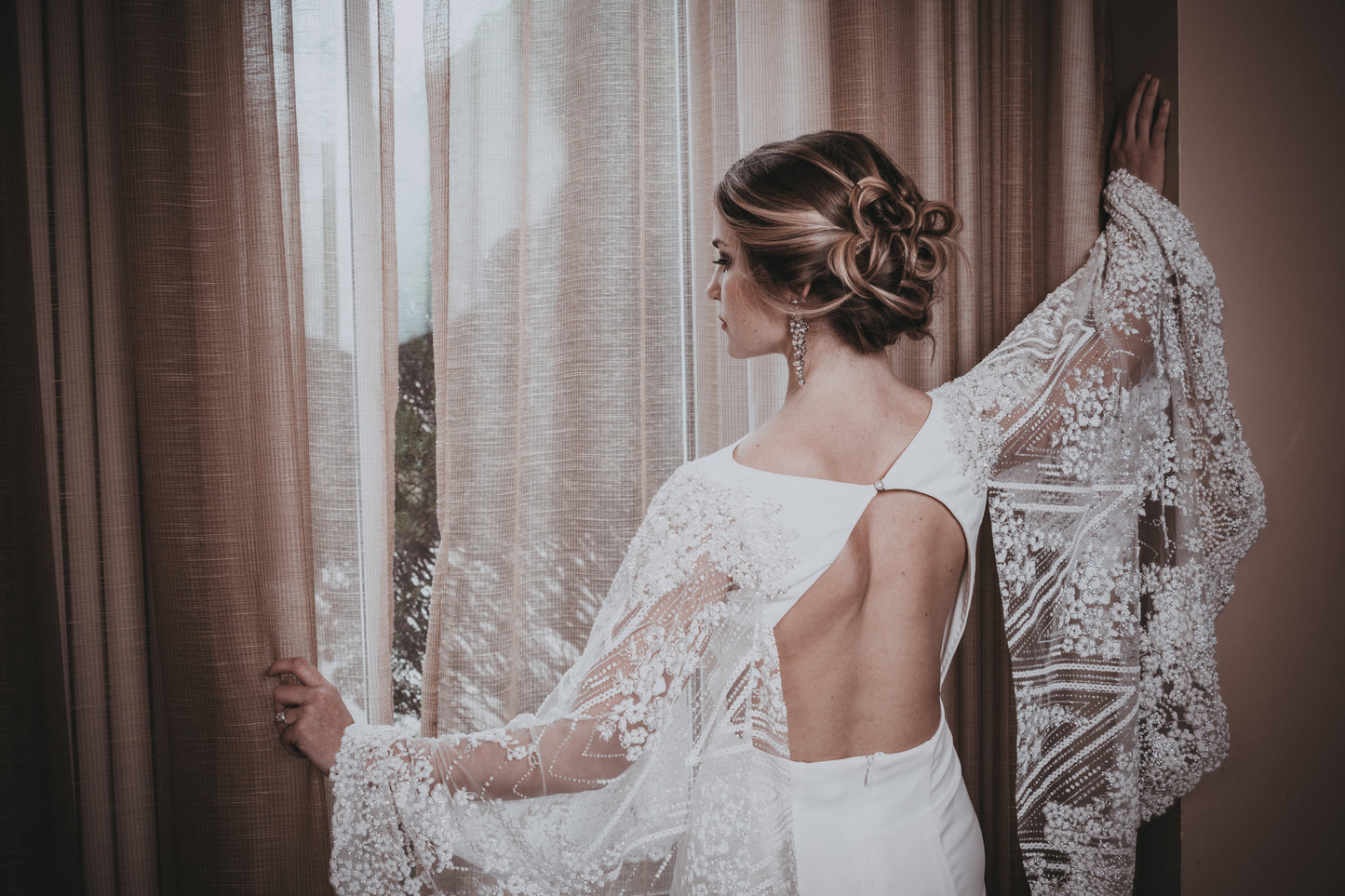THE CAPTIVATING LADY - FITTED CREPE GOWN WITH CRACKED ICE LACE CAPE SLEEVES